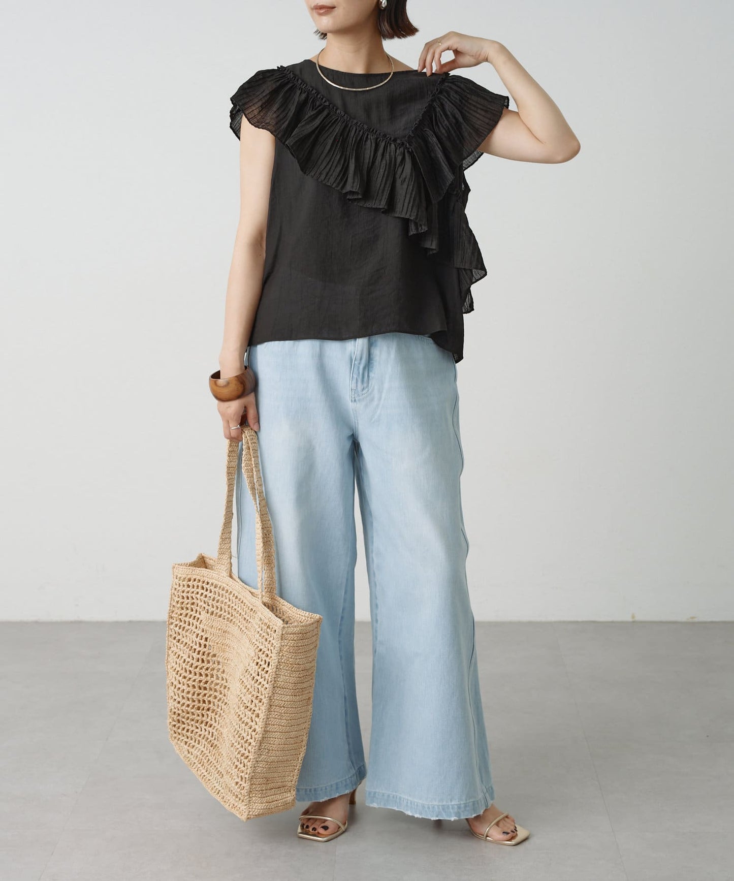 2WAY單肩露肩荷葉邊上衣