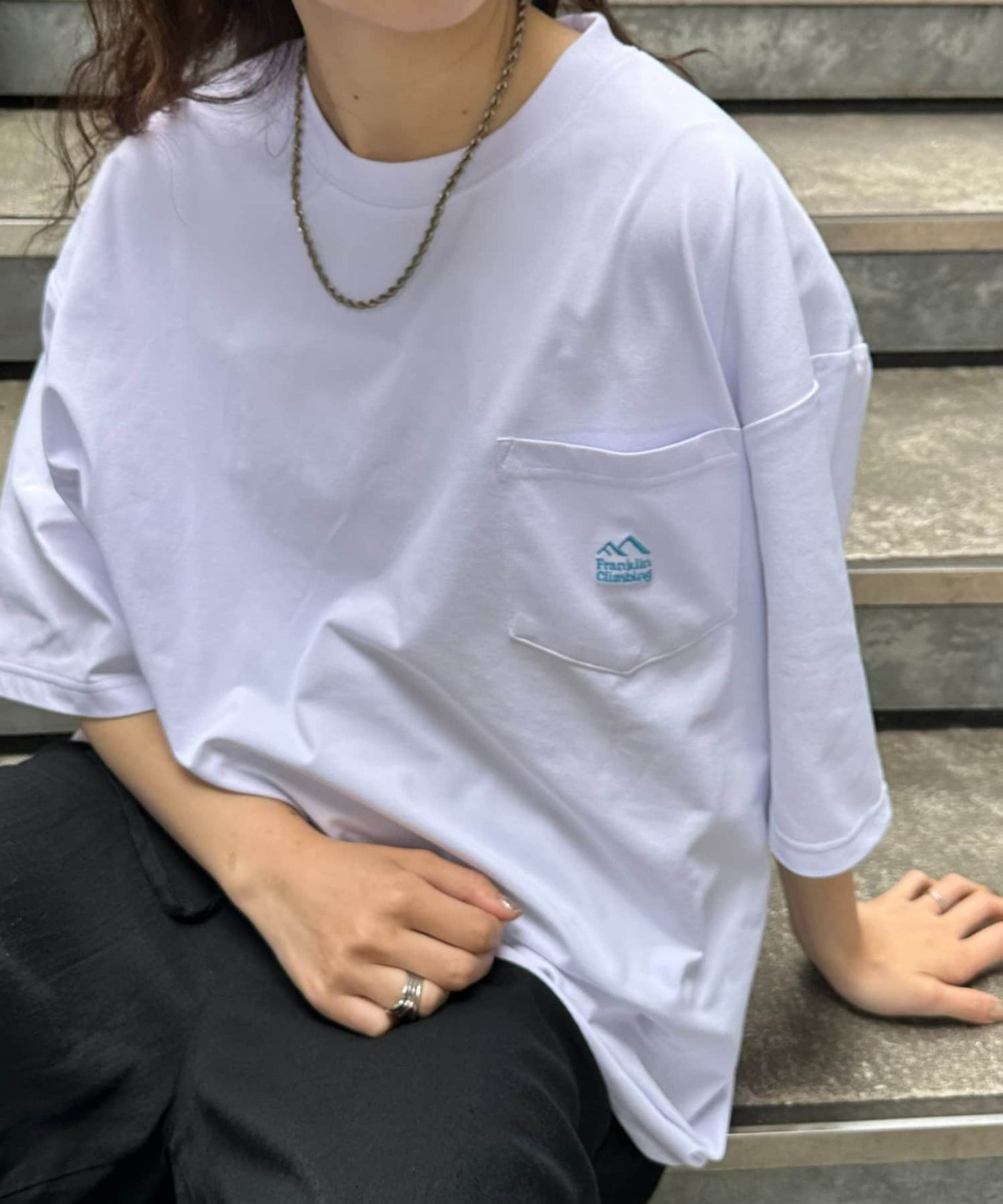 【Franklin Climbing】一點刺繡口袋短袖T恤