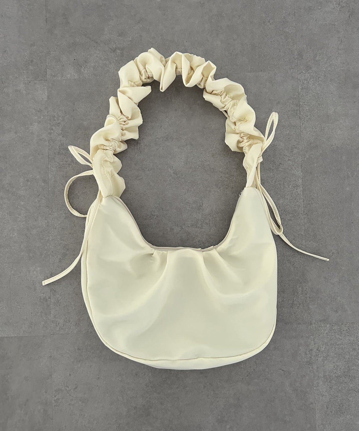 手柄收褶尼龍包