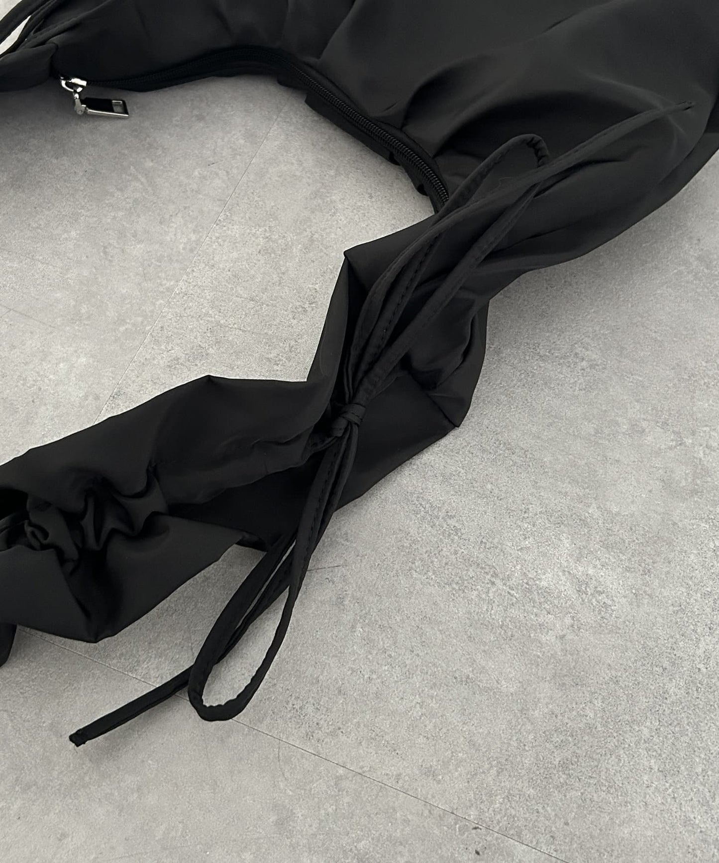 手柄收褶尼龍包