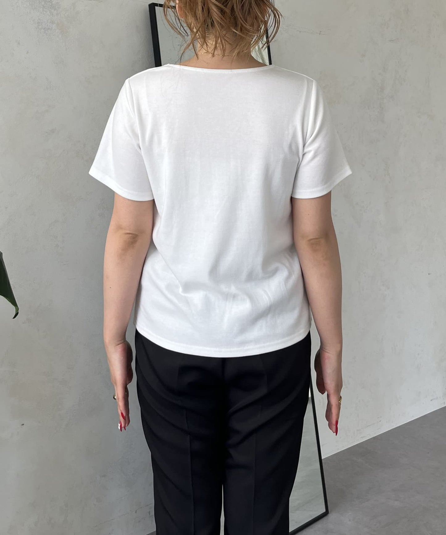 【MOMO SELECT】方領T恤