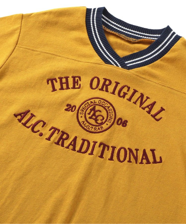 條紋圓領大學T恤