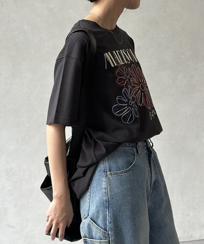 綜合刺繡T-shirt