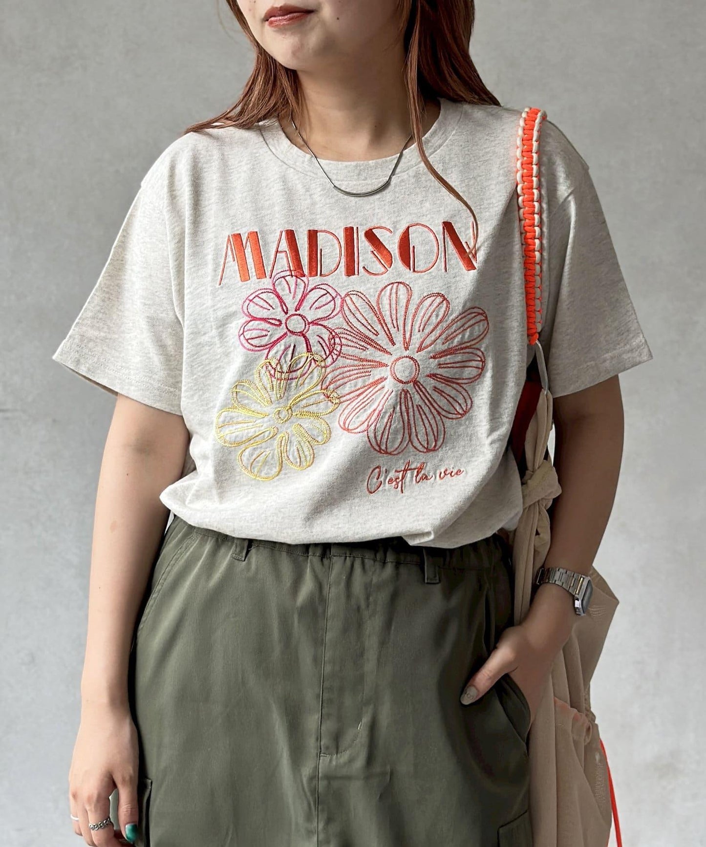 綜合刺繡T-shirt