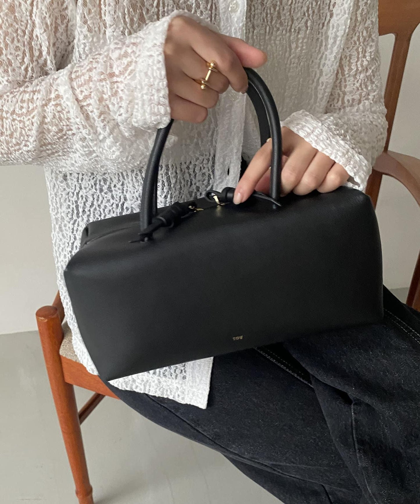 ＜tov/託芙＞康妮寬款波士頓包