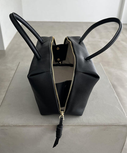 ＜tov/託芙＞康妮寬款波士頓包