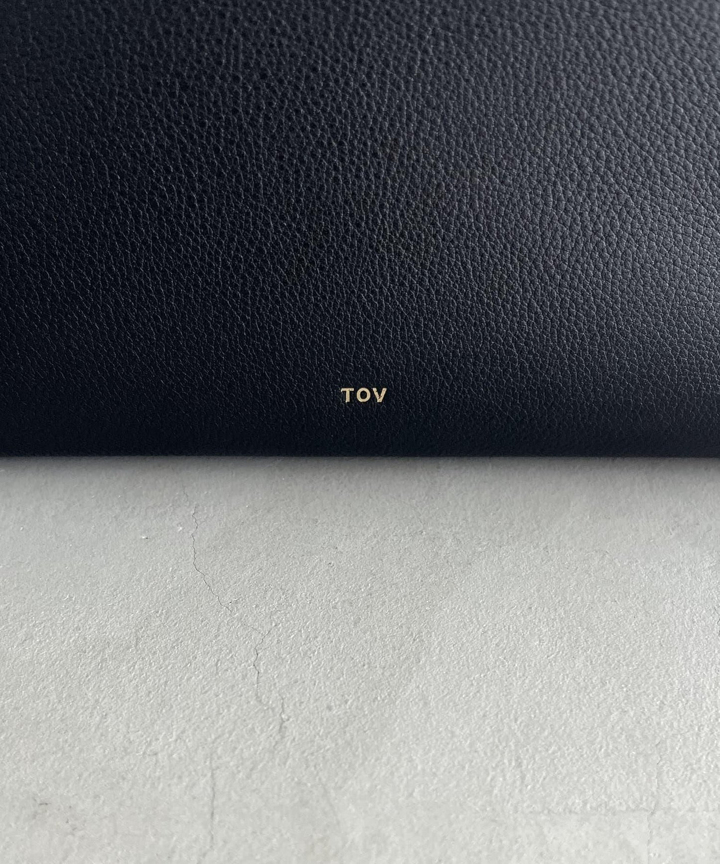 ＜tov/託芙＞康妮寬款波士頓包