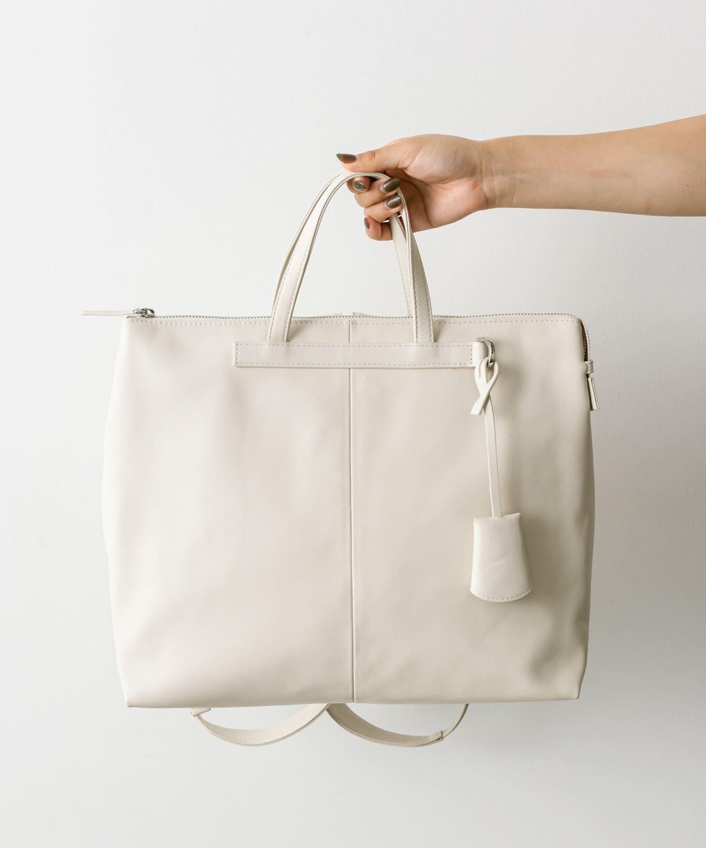 真皮/A4尺寸適用/優雅款/兩用 皮質智能雙肩包