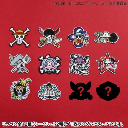 ONE PIECE 帶徽章的T恤