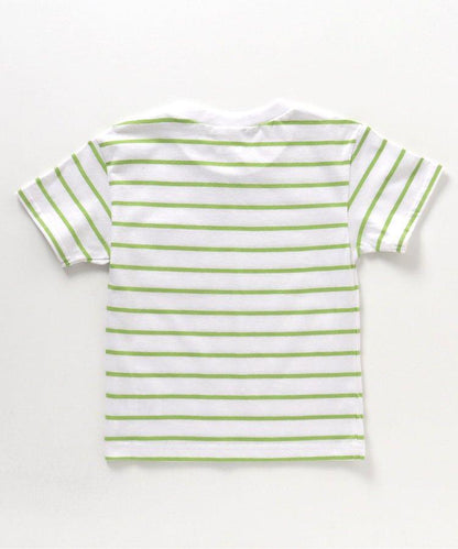 條紋與純色短袖T恤