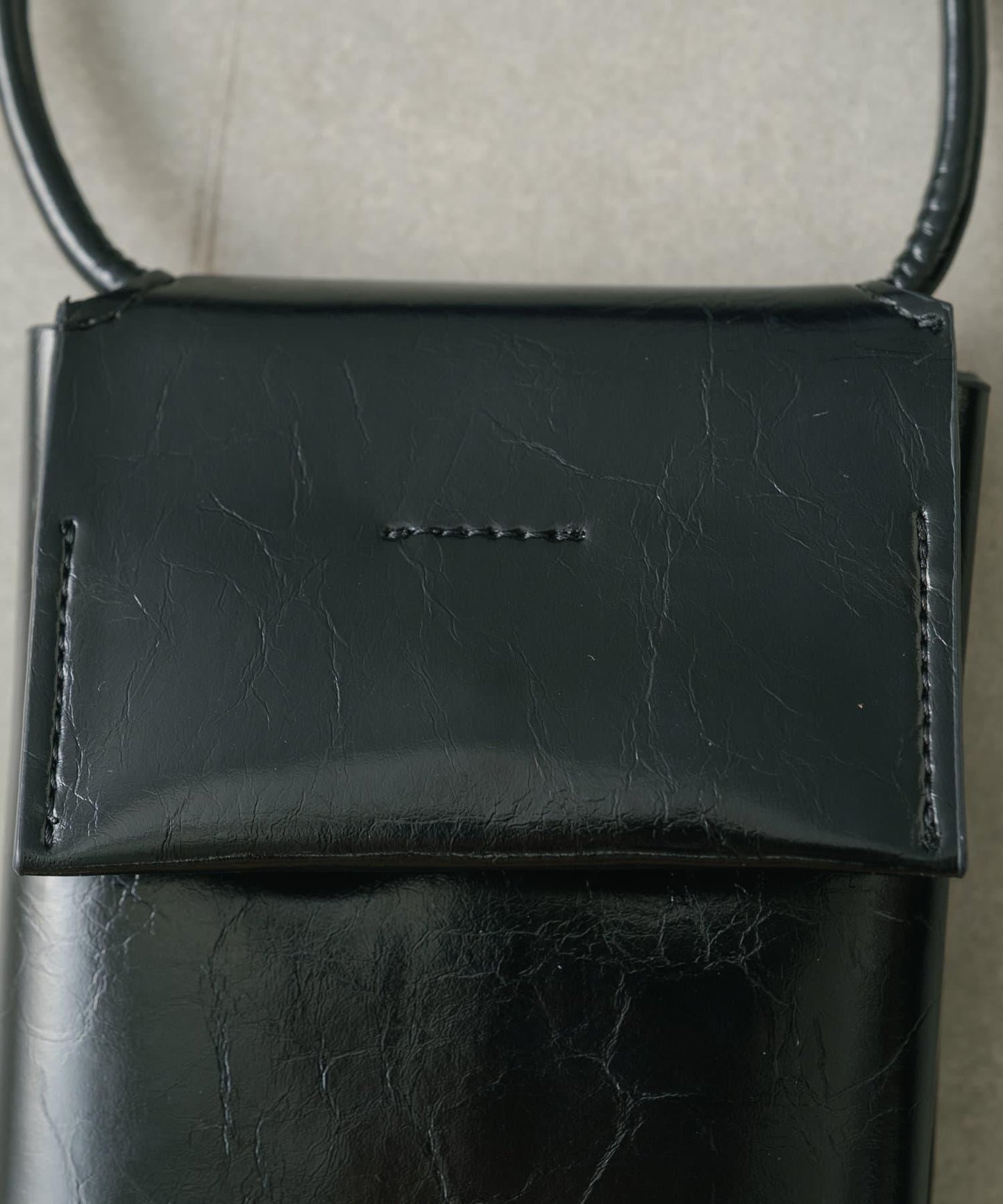 【控制狂】褶皺手機肩揹包