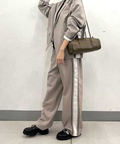 《韓國發/本革/潮流》【YURT(尤爾特)】TOMM盒子肩揹包