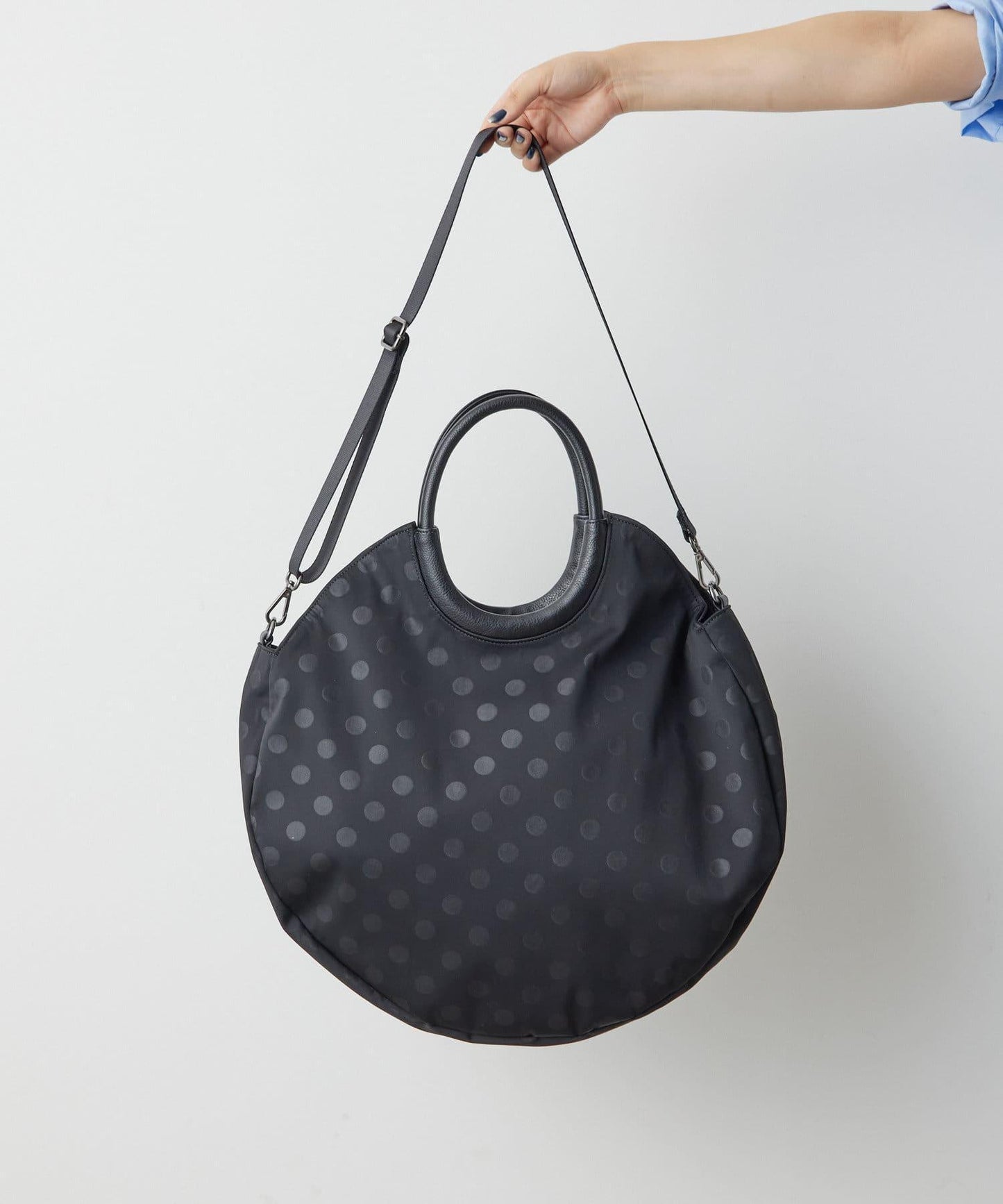 A4尺寸適用/防水/雙肩/點點圖案/復古/復刻 圓形大號手提包