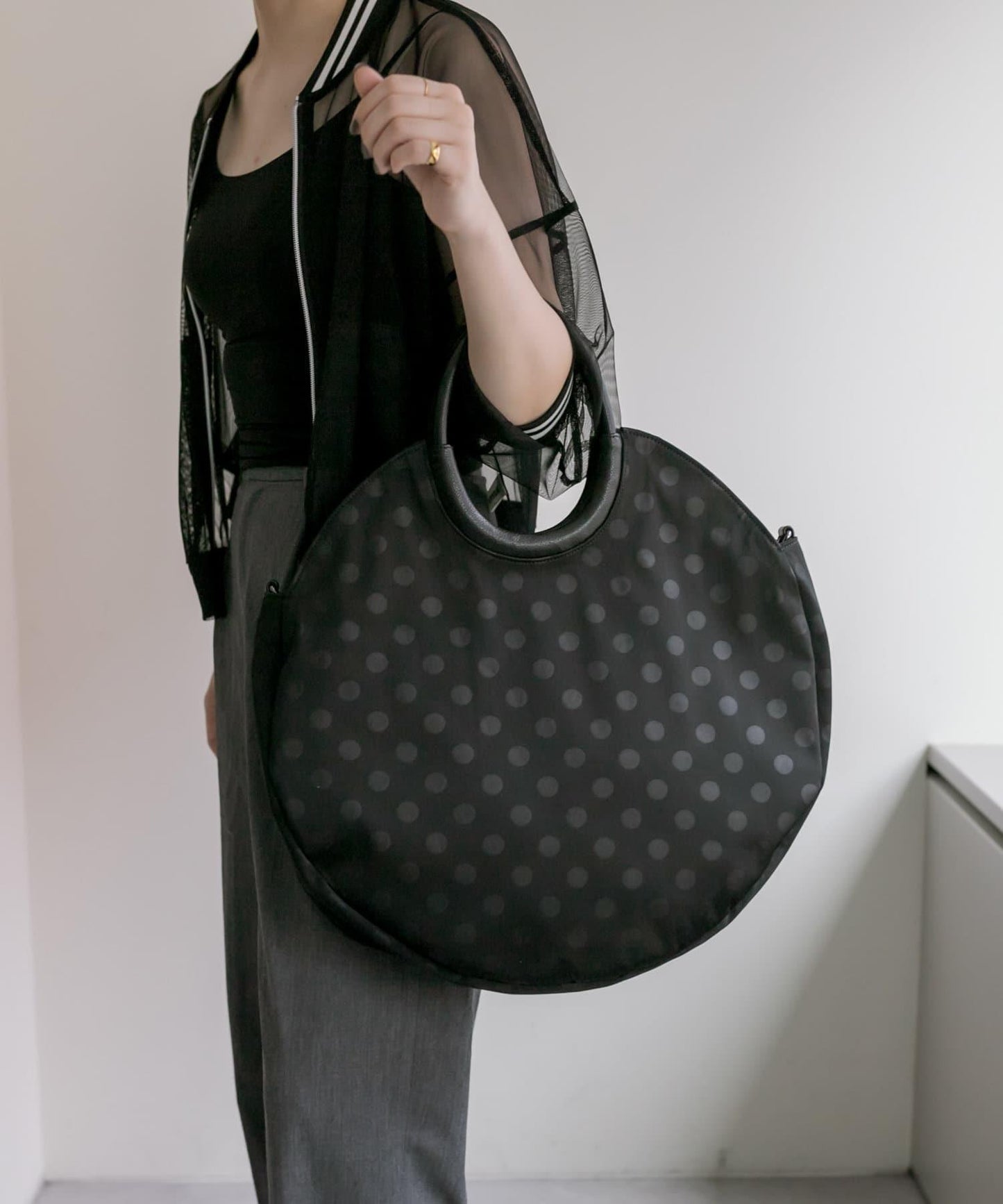 A4尺寸適用/防水/雙肩/點點圖案/復古/復刻 圓形大號手提包
