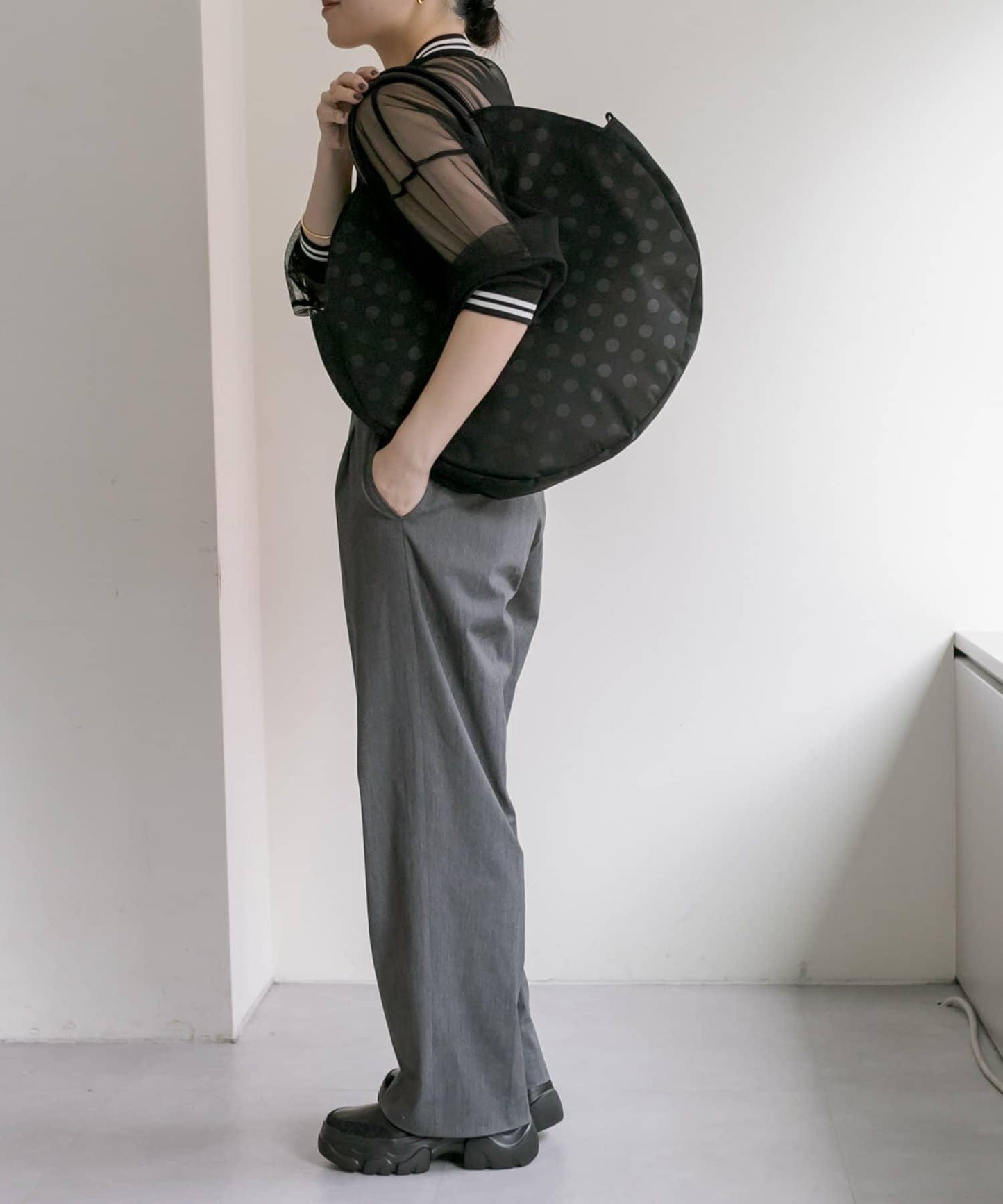 A4尺寸適用/防水/雙肩/點點圖案/復古/復刻 圓形大號手提包