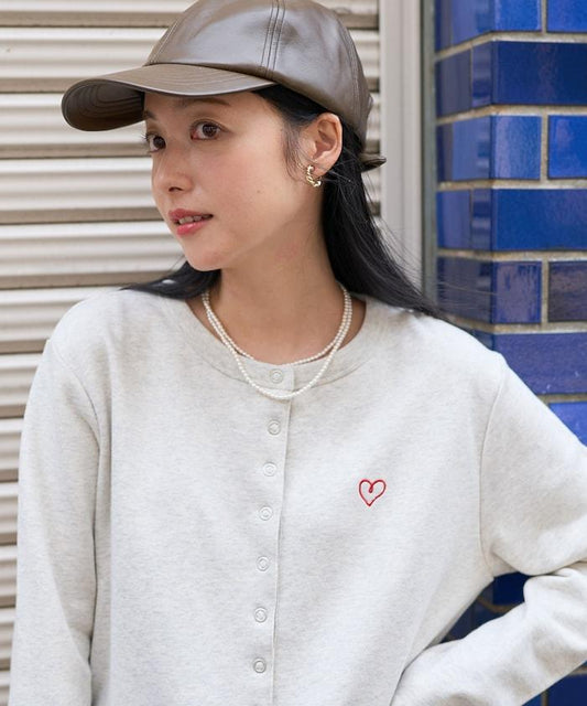 一點心形刺繡緊身開衫