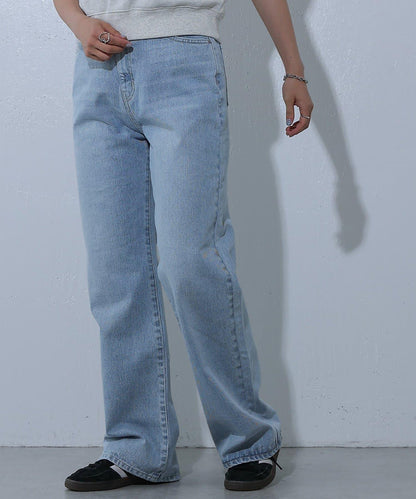 寬鬆直筒牛仔褲