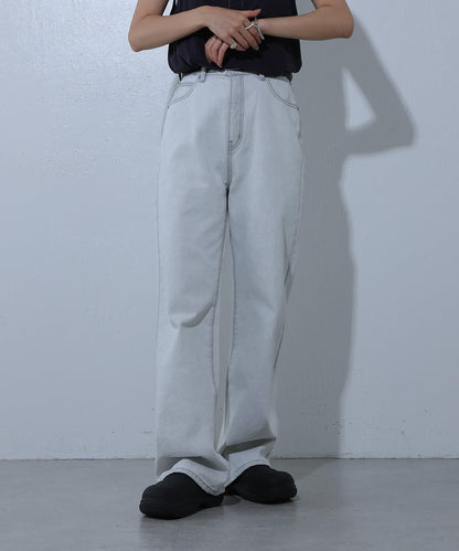寬鬆直筒牛仔褲
