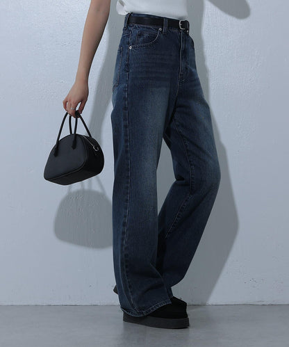 寬鬆直筒牛仔褲