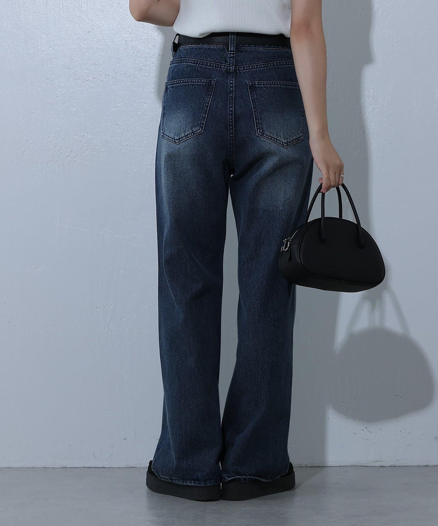 寬鬆直筒牛仔褲