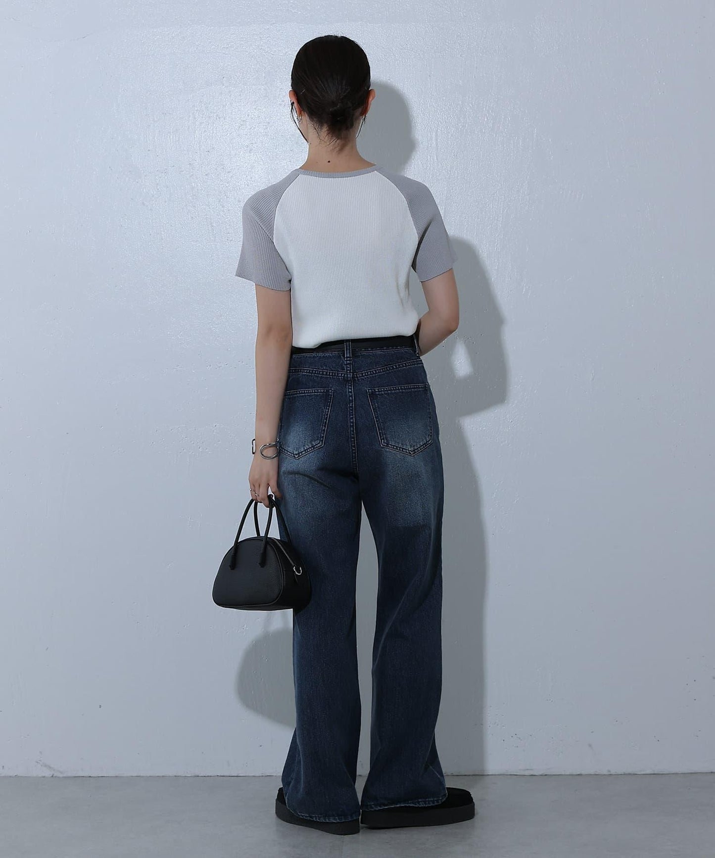 寬鬆直筒牛仔褲