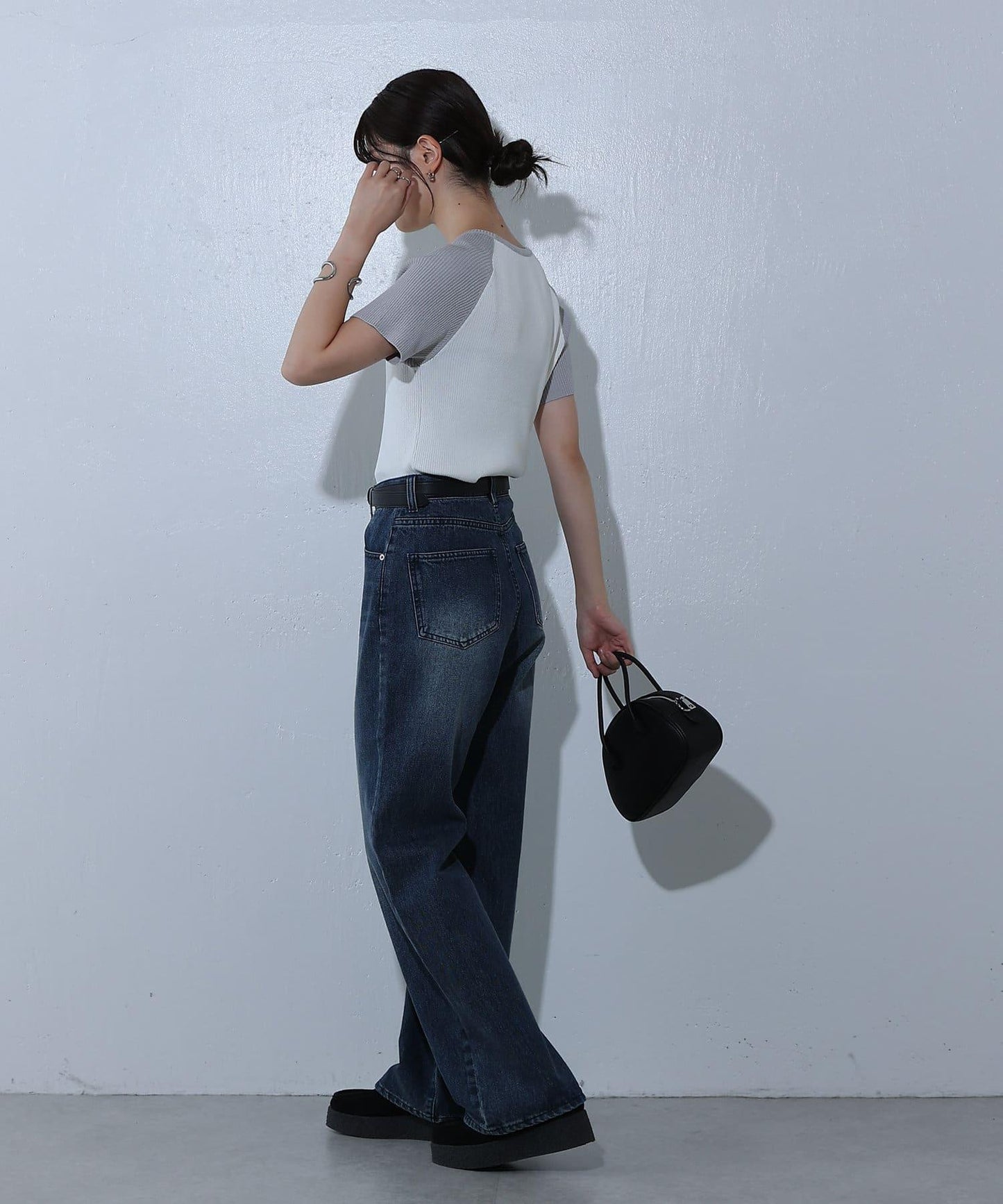 寬鬆直筒牛仔褲