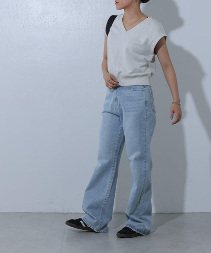 寬鬆直筒牛仔褲