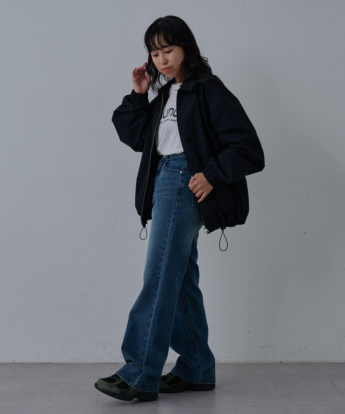 寬鬆直筒牛仔褲