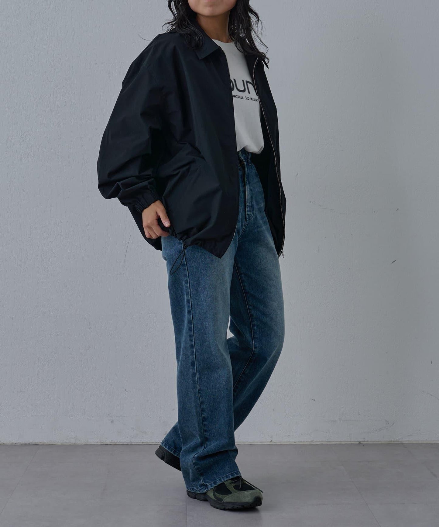 寬鬆直筒牛仔褲