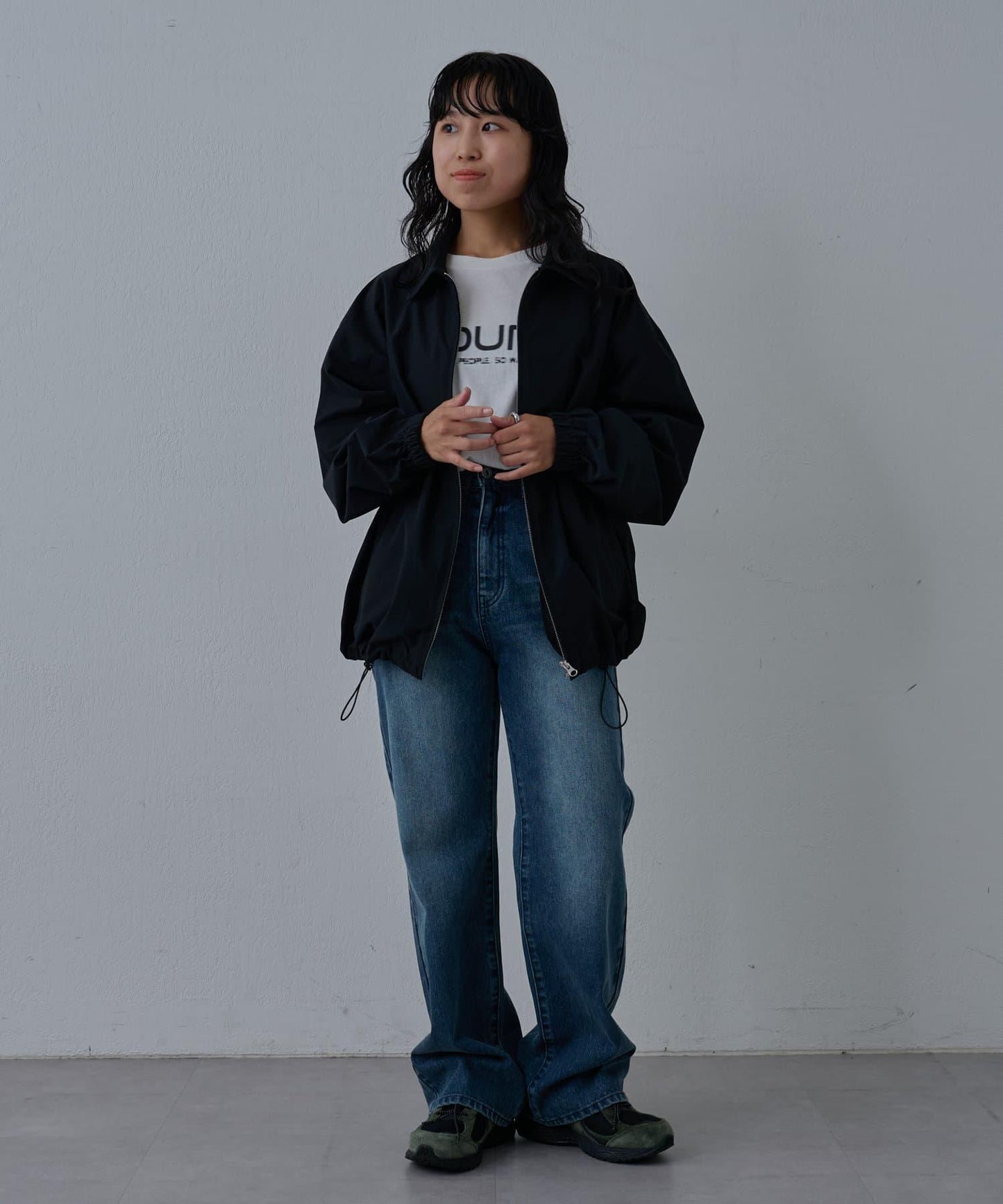 寬鬆直筒牛仔褲