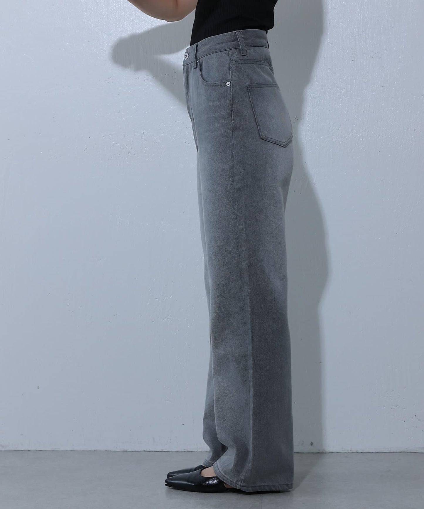 寬鬆直筒牛仔褲