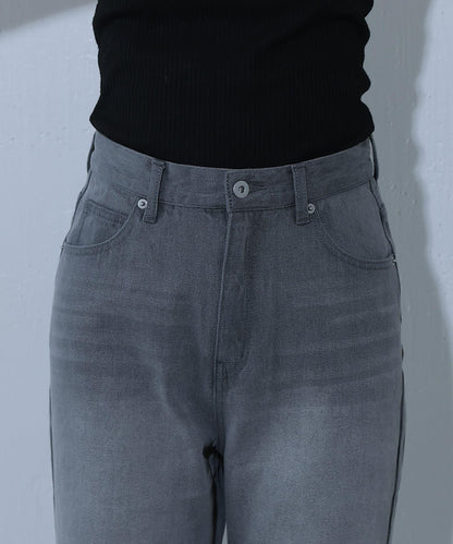 寬鬆直筒牛仔褲