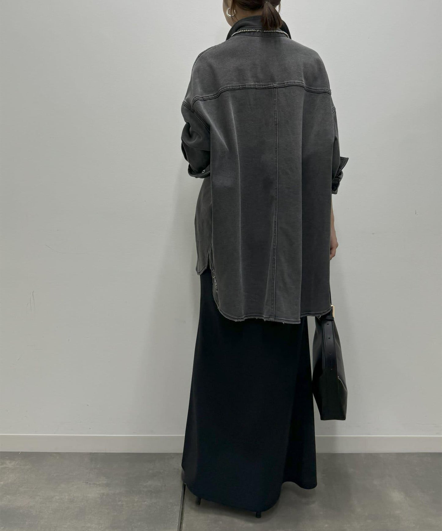 破洞牛仔襯衫