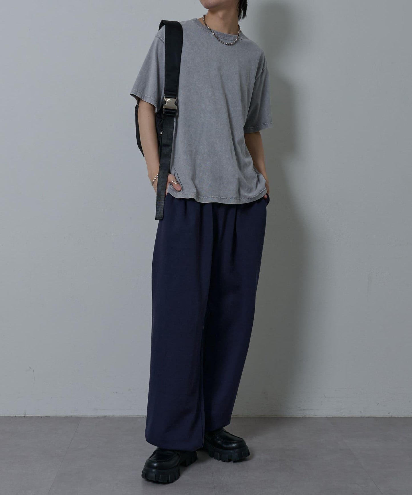 合成尼龍褶皺肩揹包