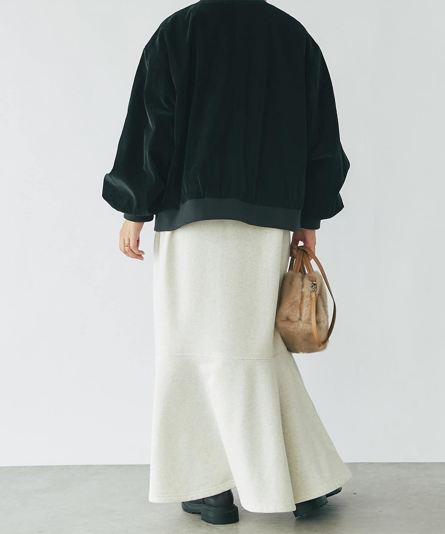 《長季節適用》仿皮夾克