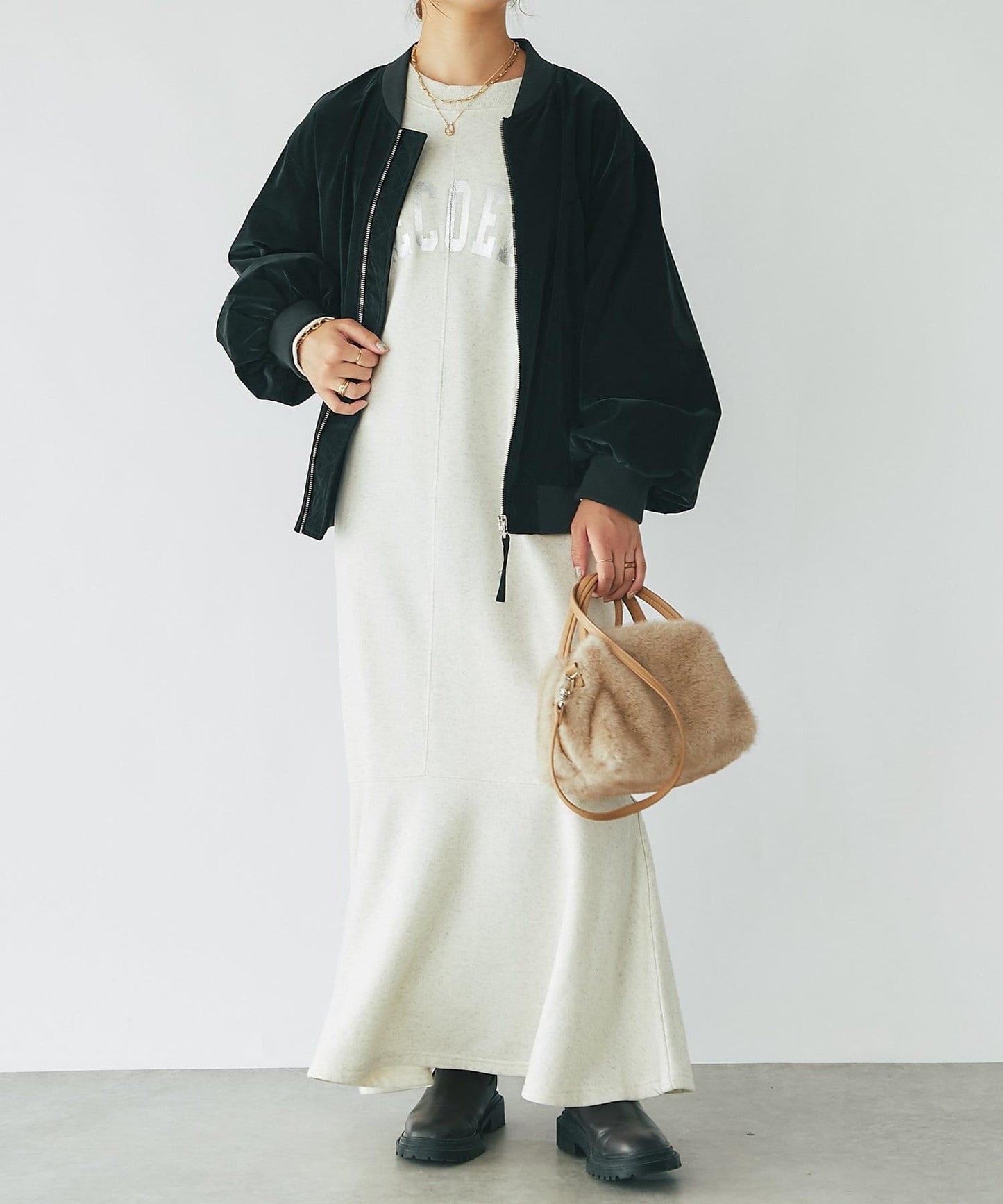 《長季節適用》仿皮夾克