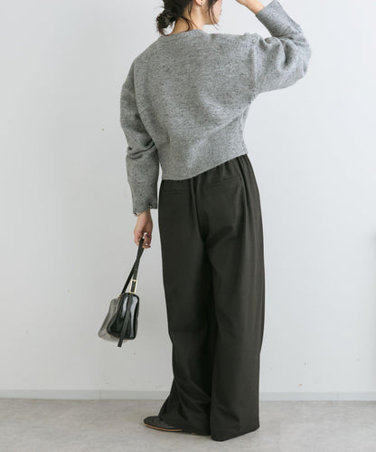 【可當開衫穿的】短款拉鍊針織衫