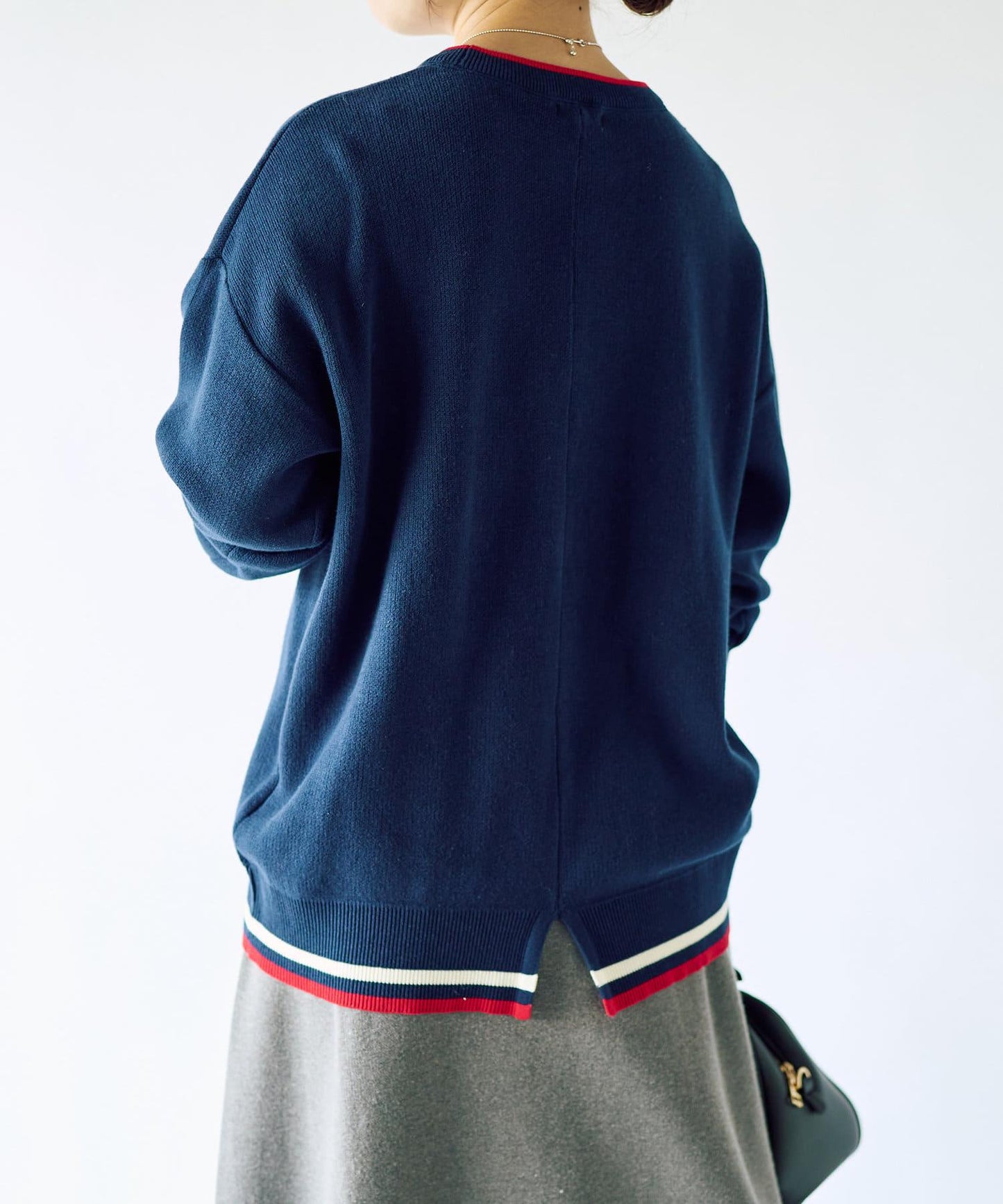 《限定·穿著舒適》條紋針織衫