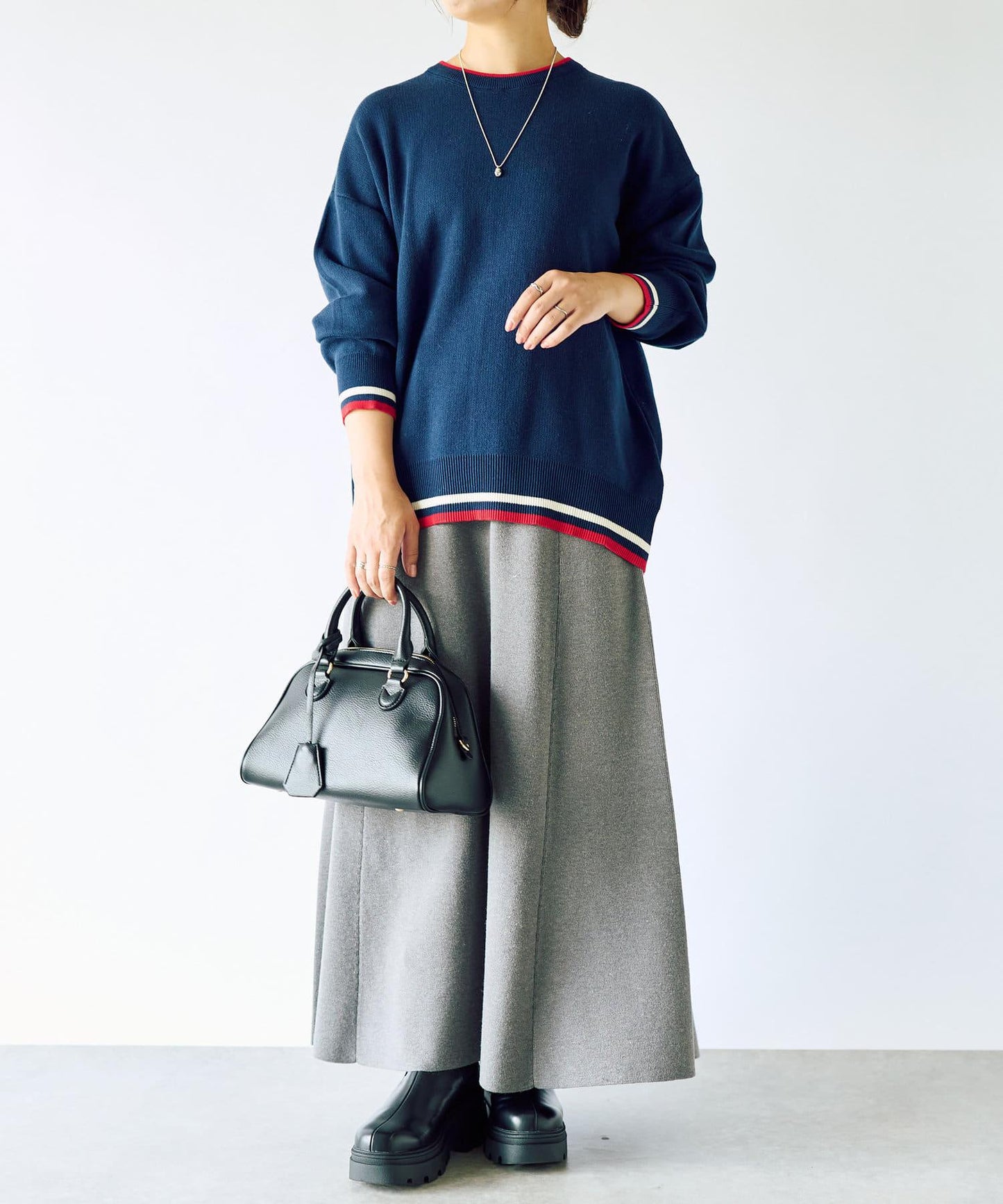 《限定·穿著舒適》條紋針織衫