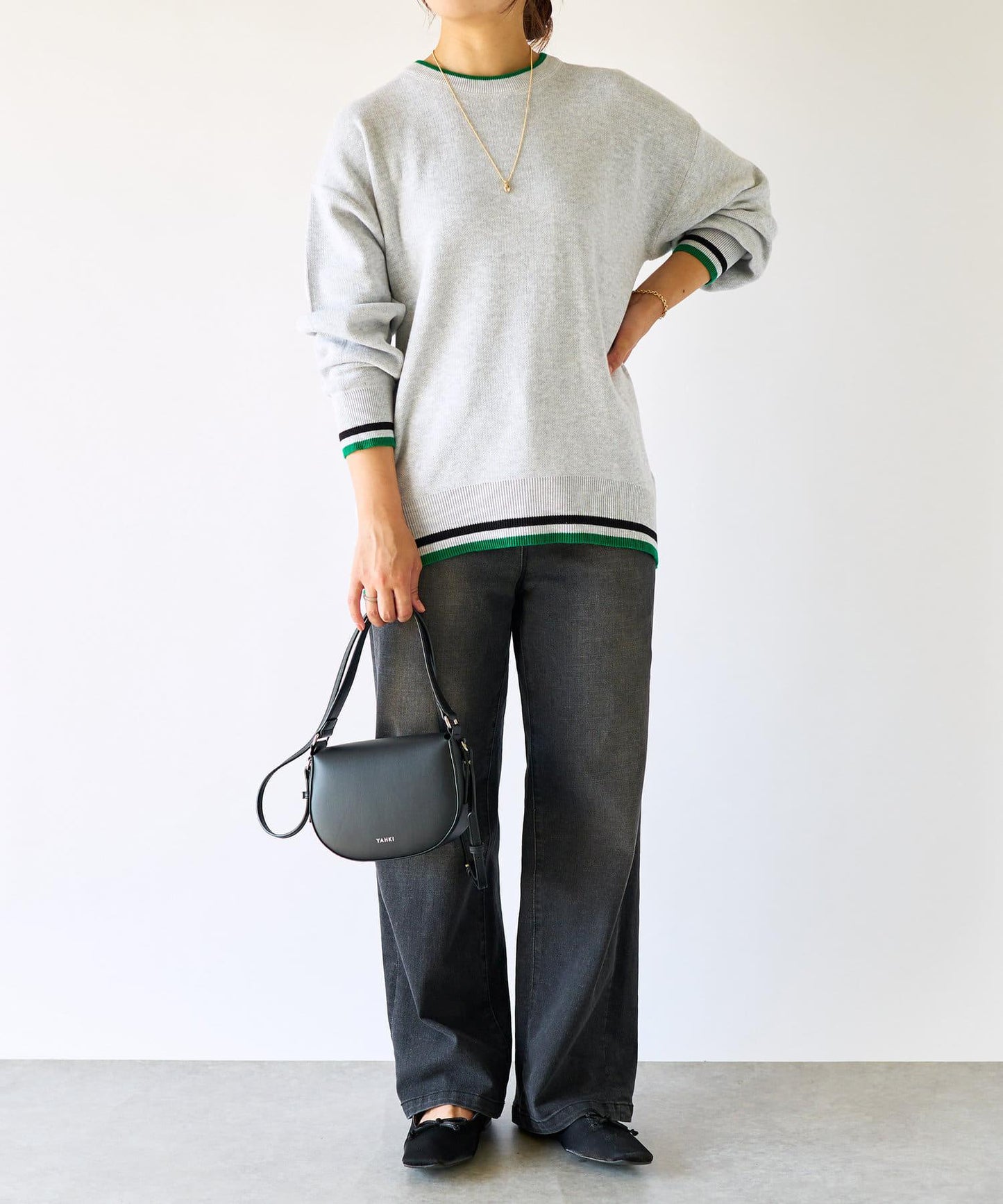 《限定·穿著舒適》條紋針織衫