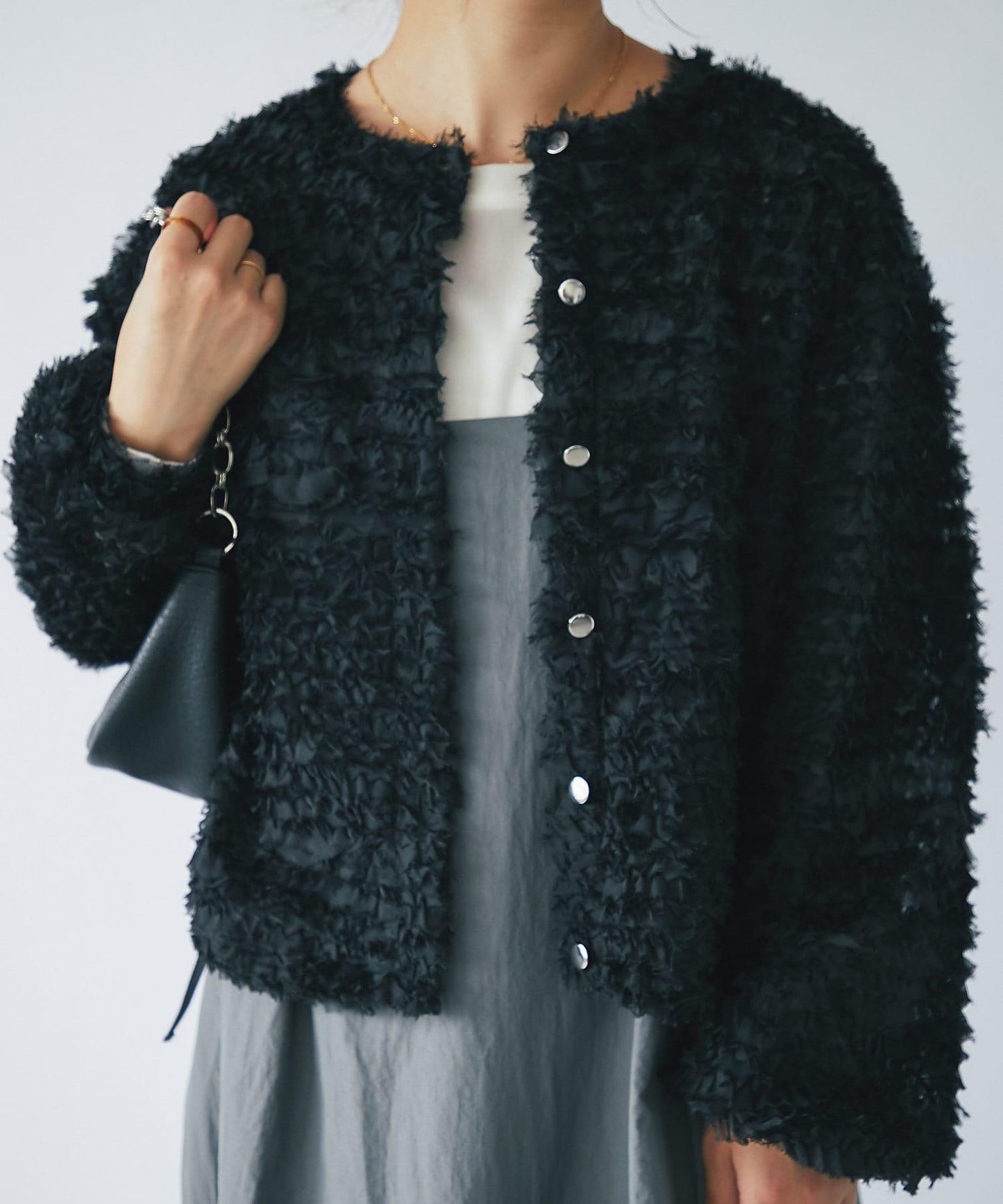 《限定》蕾絲下襬襯衫