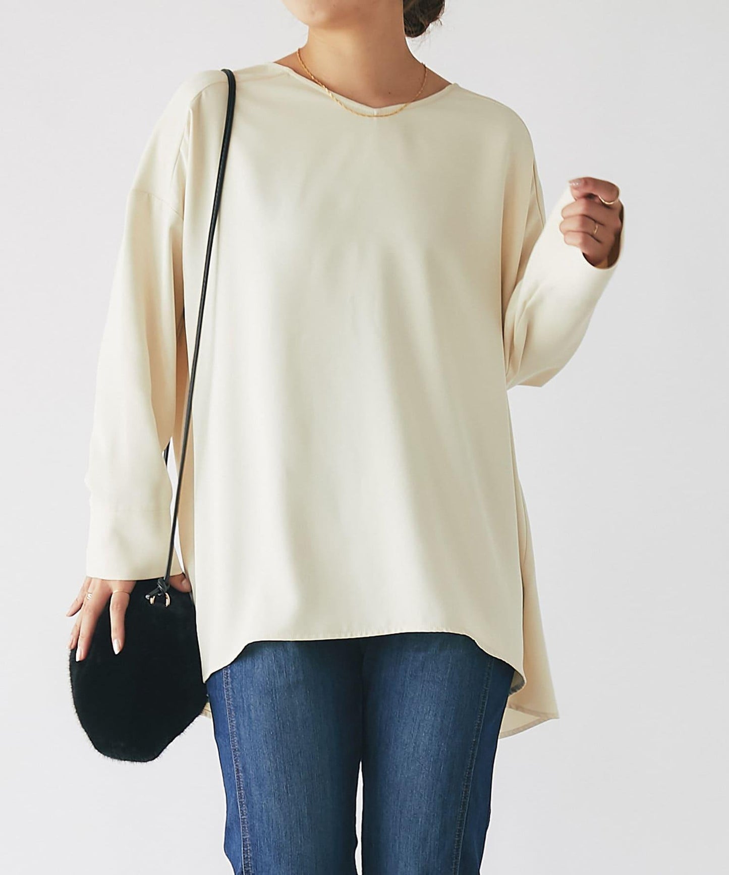 《長季節穿著》後扣T恤襯衫