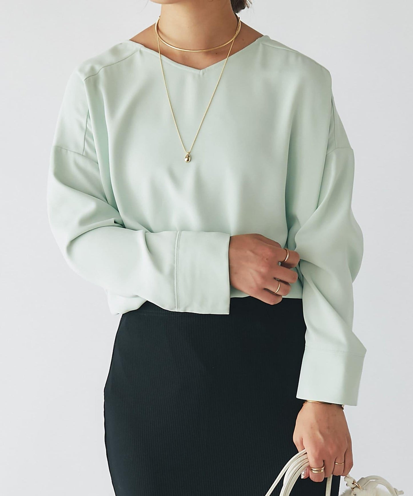 《長季節穿著》後扣T恤襯衫