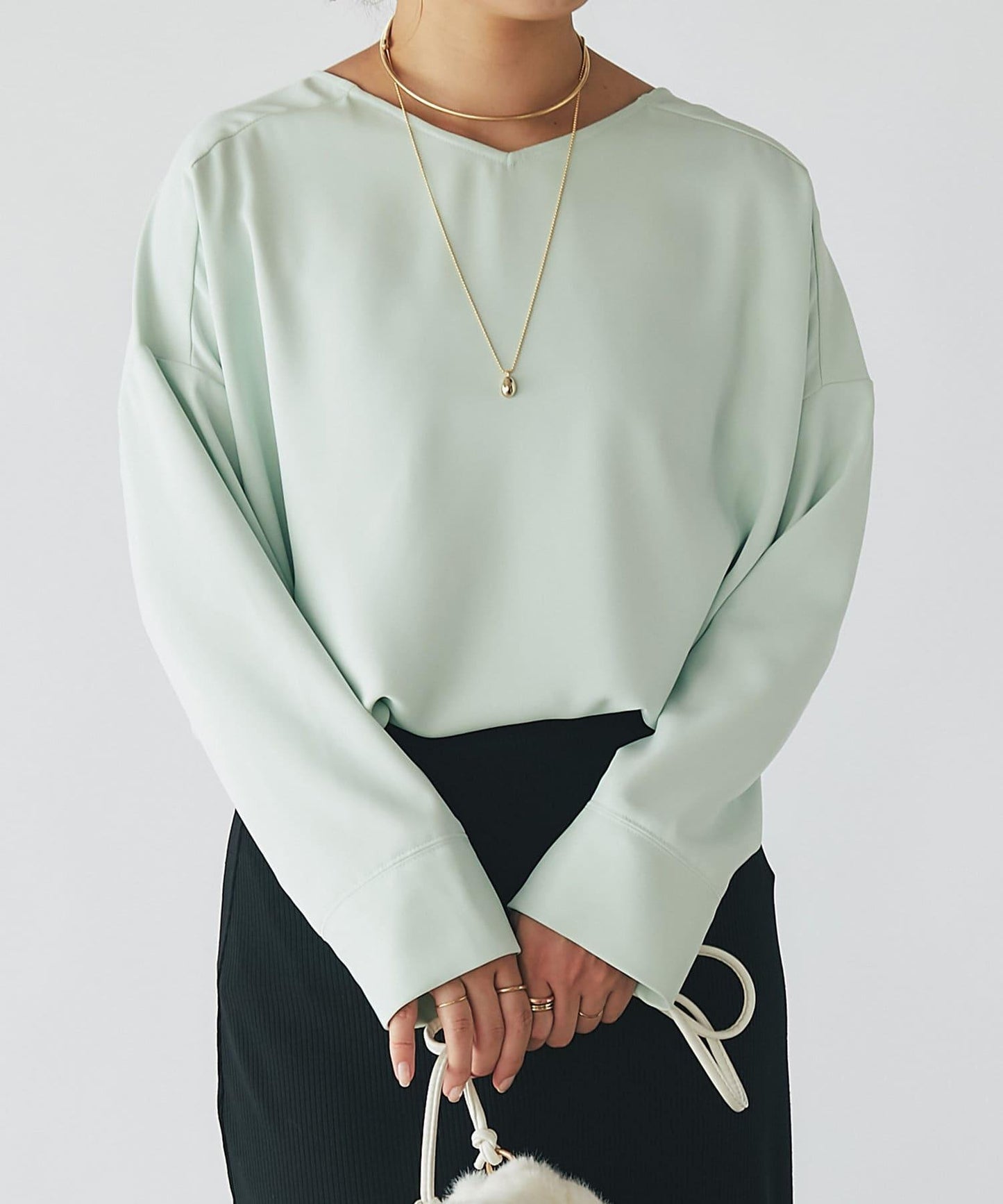 《長季節穿著》後扣T恤襯衫