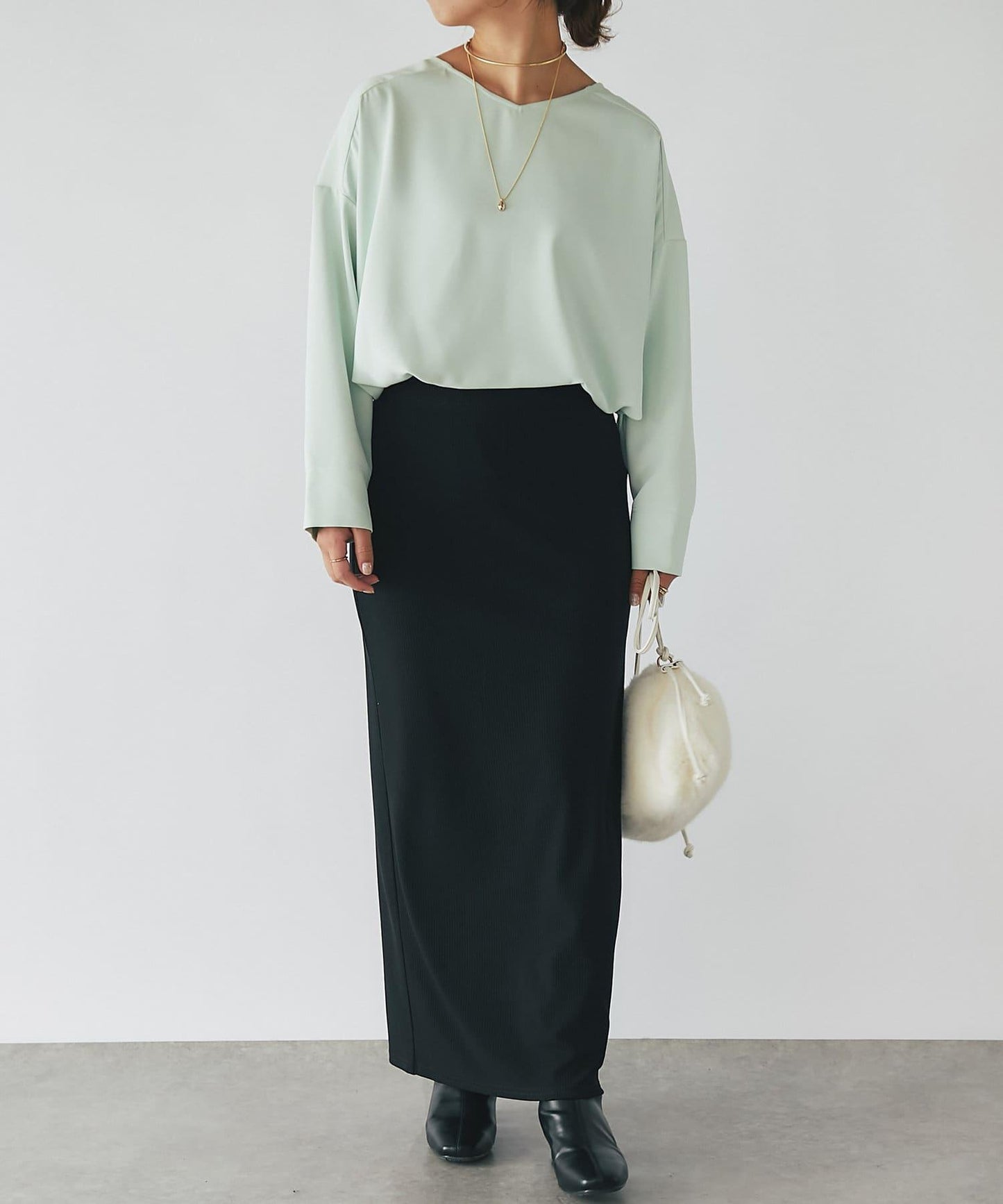 《長季節穿著》後扣T恤襯衫