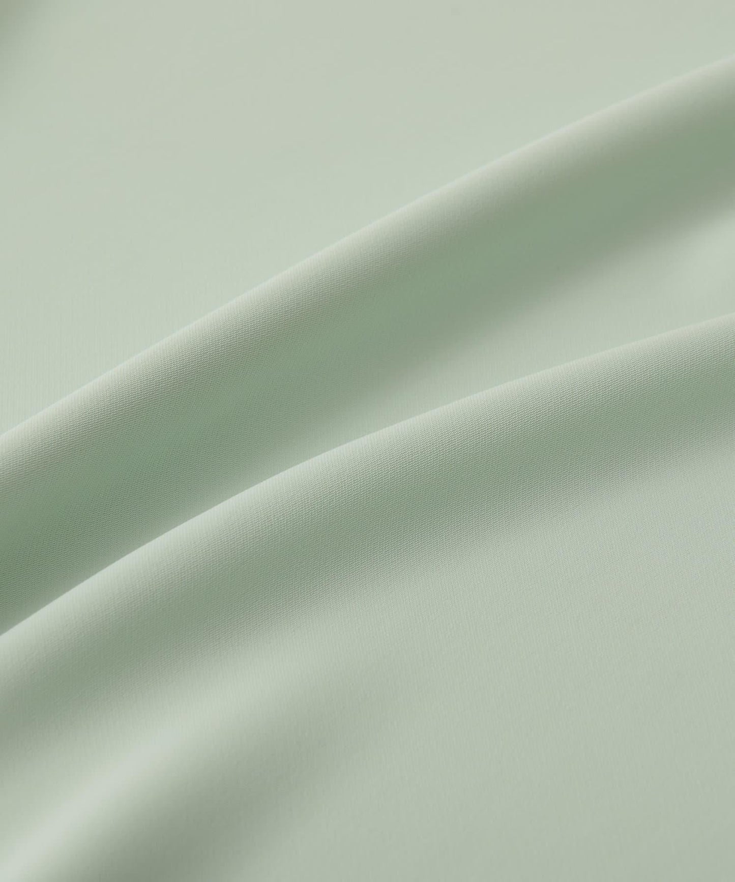 《長季節穿著》後扣T恤襯衫