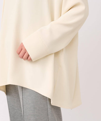 《長季節穿著》後扣T恤襯衫