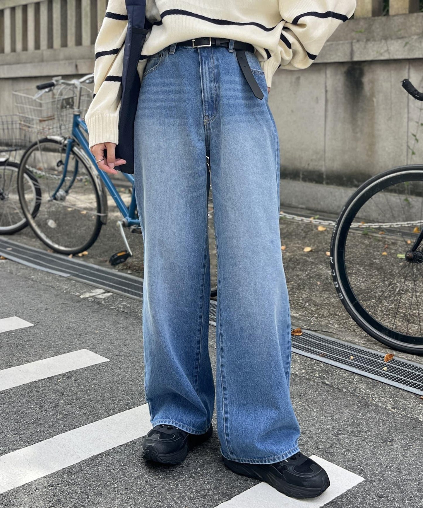 高腰直筒牛仔褲