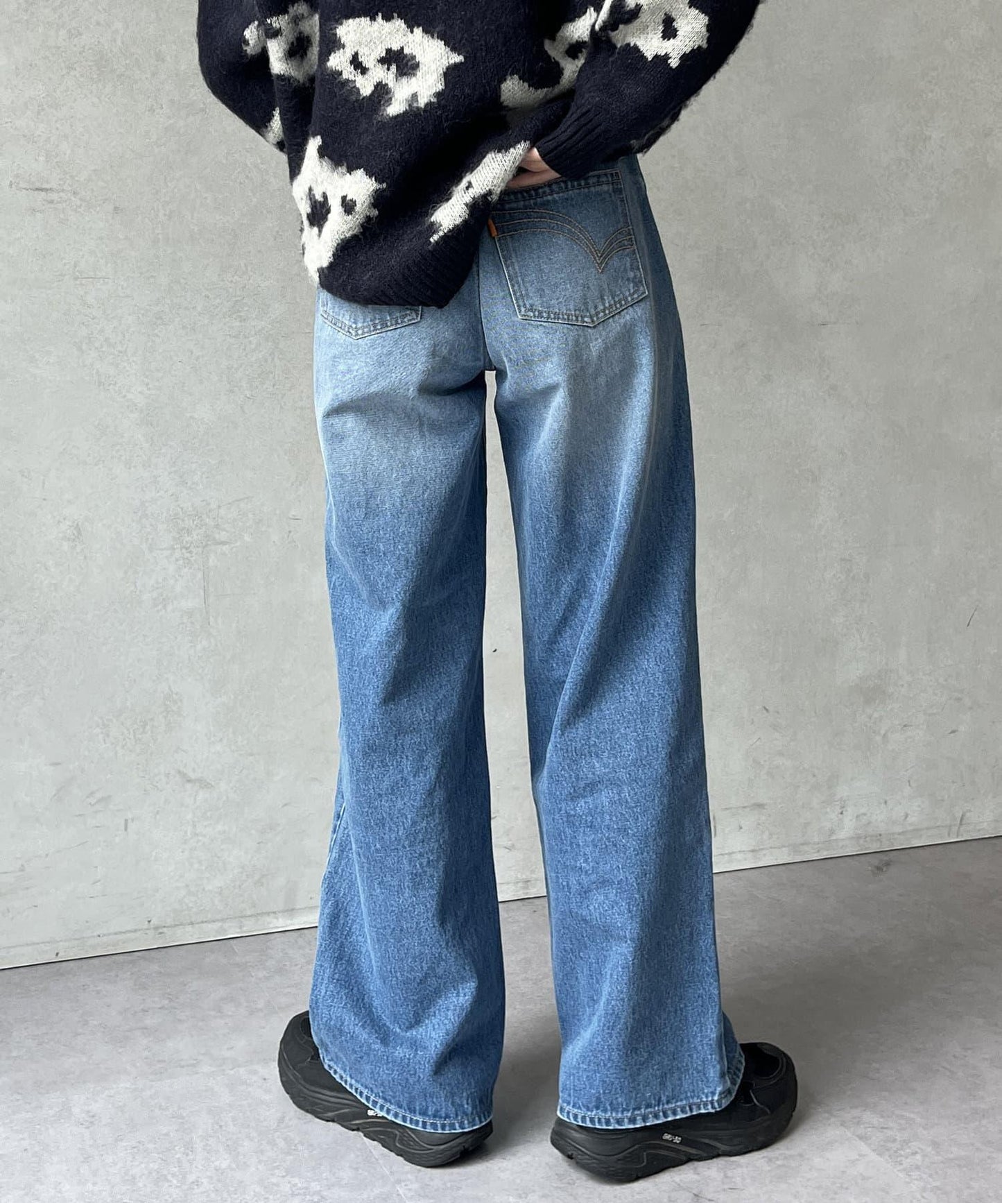 高腰直筒牛仔褲