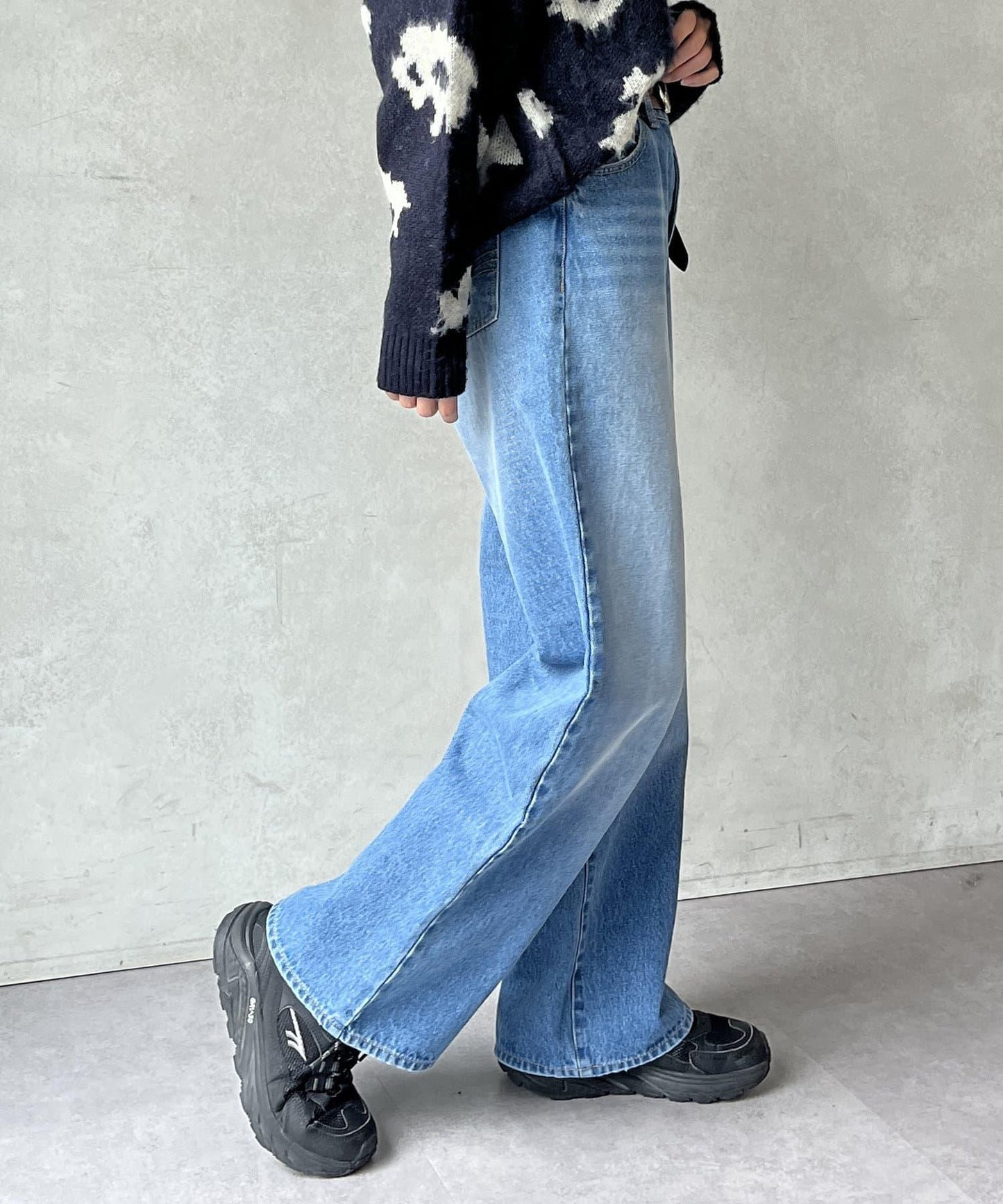 高腰直筒牛仔褲